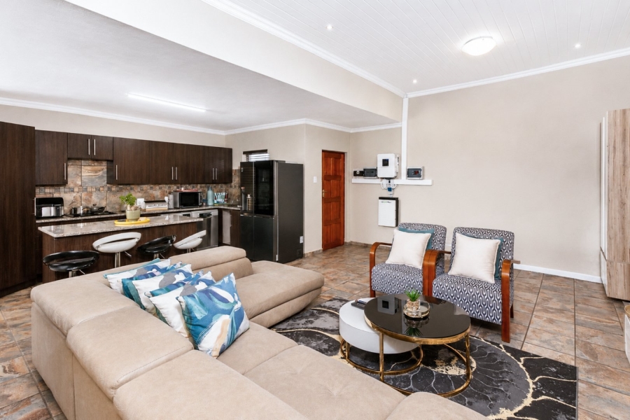 3 Bedroom Property for Sale in Melodie North West